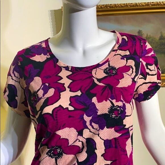 Lord & Taylor Floral Print Short Sleeve T-Shirt - Picture 5 of 6